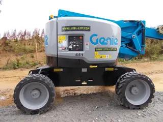 Vorschaubild 4 einer Mietmaschine vom Typ GTD-209 | Genie Z62/40J RT