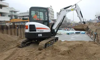 Vorschaubild 3 einer Mietmaschine vom Typ 3.5 Ton Mini Excavator | Bobcat E35
