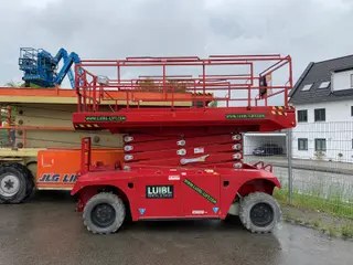 Vorschaubild 1 einer Mietmaschine vom Typ SBE-150A | PB S151-19EGI 4x4