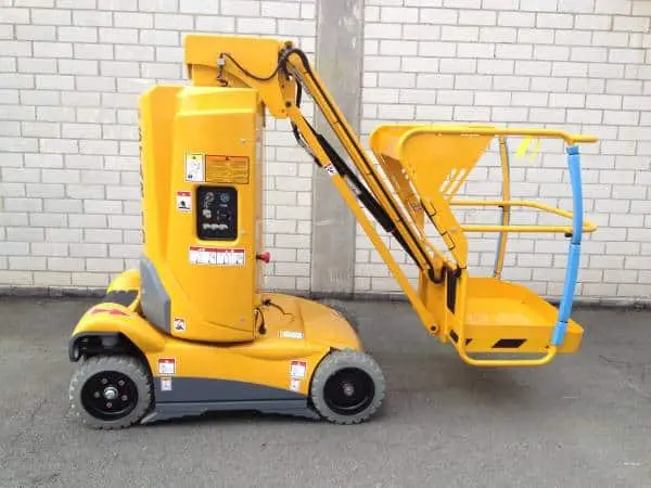 Bild 4 einer Mietmaschine vom Typ MB-100 | Haulotte Star 10