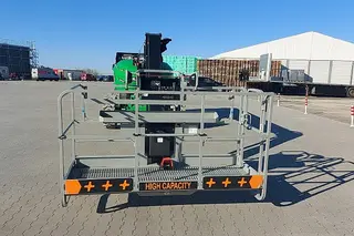 Vorschaubild 2 einer Mietmaschine vom Typ TB-217X | Manitou 220 TJ Plus