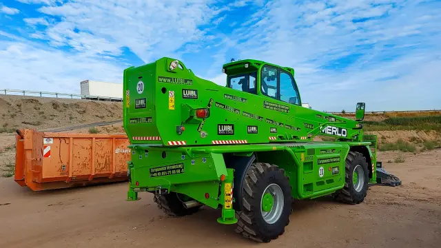 Bild 3 einer Mietmaschine vom Typ TSR-7024 | Merlo Roto 70.24S