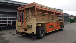 Vorschaubild 1 einer Mietmaschine vom Typ SBD-340 | JLG Liftlux 320-30