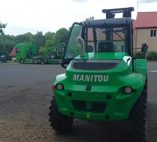 Vorschaubild 3 einer Mietmaschine vom Typ 3 Tonnen Geländestapler | Manitou M30-4