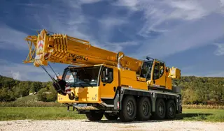 Vorschaubild 2 einer Mietmaschine vom Typ Mobilkran 70 Tonnen | Liebherr LTM 1070 4.2