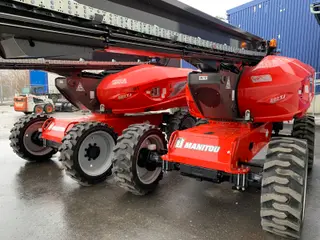 Vorschaubild 3 einer Mietmaschine vom Typ TB-259X | Manitou 260TJ