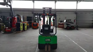 Vorschaubild 2 einer Mietmaschine vom Typ 1,8 Tonnen Elektro Dreirad | EP CPD18TV8 6000 mm