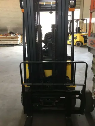 Vorschaubild 1 einer Mietmaschine vom Typ 1.5 tonne electric tricycle | Hyundai 15BT-9 5500 mm