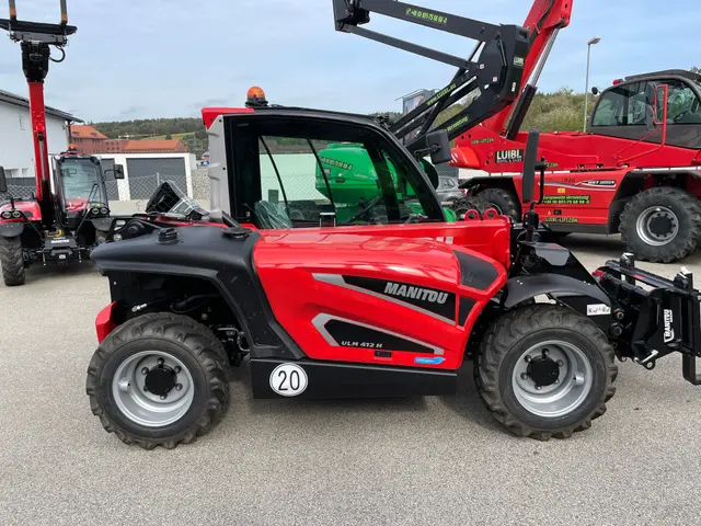 Bild 3 einer Mietmaschine vom Typ TSS-1204 | Manitou ULM 412