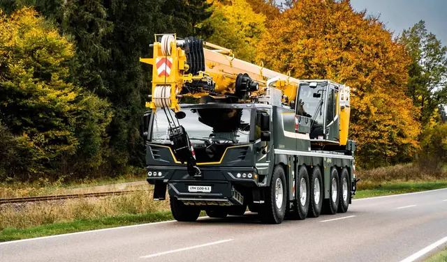 Bild 3 einer Mietmaschine vom Typ Mobile crane 100 tons | Liebherr LTM 1100 5.3