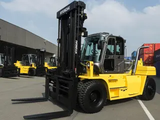Picture of a rental machine of the type 16 tonnes diesel | Hyundai 160D-9 4500 mm