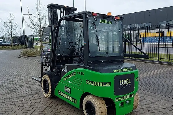 Bild 1 einer Mietmaschine vom Typ 5 Tons Electric | EP CPD50F8 Li 6000 mm