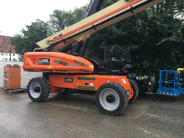 Bild 2 einer Mietmaschine vom Typ TB-387X | JLG 1200SJP