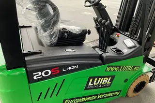 Vorschaubild 3 einer Mietmaschine vom Typ 2 tonns electric four-wheeler | EP CPD20L1S 6000 mm