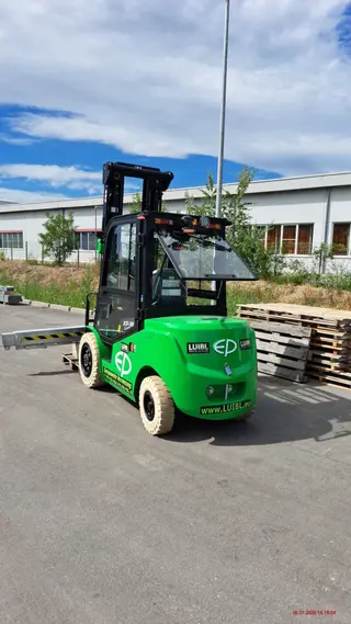 Vorschaubild 2 einer Mietmaschine vom Typ 3,8 Tonnen Elektro Gabelstapler | EP EFL382X5 6000 mm