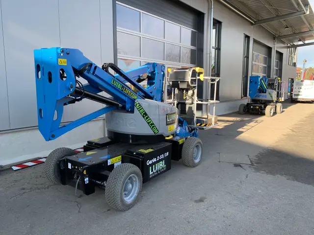 Bild 2 einer Mietmaschine vom Typ GTE-120L | Genie Z33/18