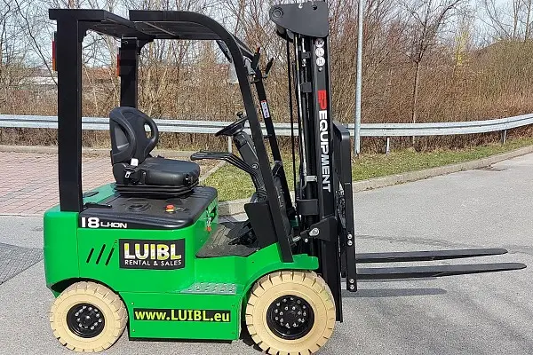 Bild 3 einer Mietmaschine vom Typ 1.8 tons electric four-wheeler | EP EFL181 4800 mm