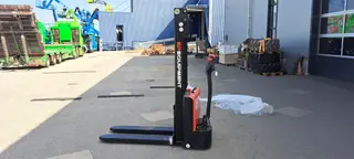 Zdjęcie wypożyczonej maszyny tego typu 1,2 Tonnen HH | EP ESL 122 2700 mm