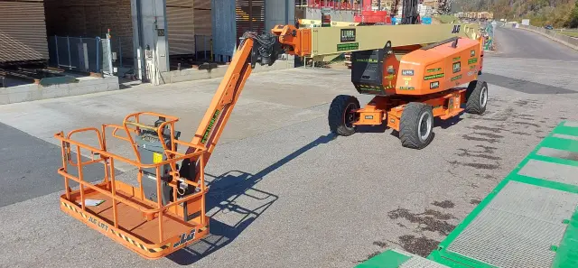 Bild 3 einer Mietmaschine vom Typ GTD-482 | JLG 1500AJP