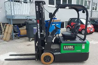 Bild einer Mietmaschine vom Typ 1,8 Tonnen Elektro Dreirad | EP CPD18TV8 4800 mm