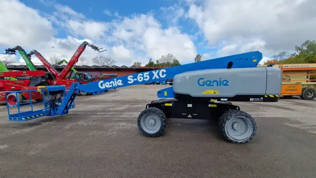 Bild 0 einer Mietmaschine vom Typ TB-218X | Genie S-65XC