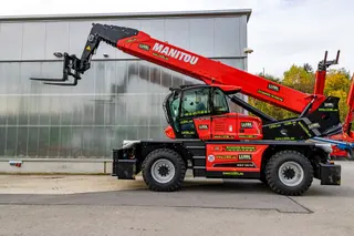 Picture of a rental machine of the type Rotating Telehandler TSR-7035 ES | Manitou MRT 3570 ES