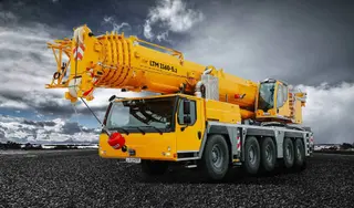 Bild einer Mietmaschine vom Typ Mobilkran 160 Tonnen | Liebherr LTM 1160 5.2