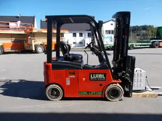 Vorschaubild 3 einer Mietmaschine vom Typ 2 Tonnen Elektro Vierrad | EP CPD20L1-Li 4700 mm