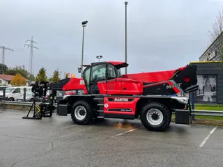 Bild einer Mietmaschine vom Typ Teleskopstapler TSR-7035 | Manitou MRT 3570