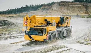 Bild einer Mietmaschine vom Typ Mobilkran 300 Tonnen | Liebherr LTM 1300 6.3