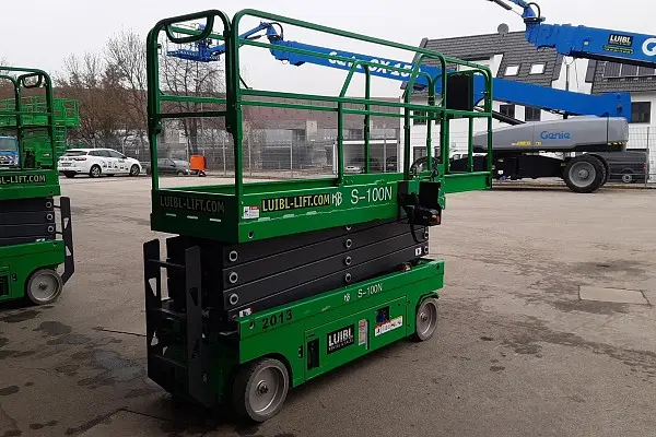 Bild 4 einer Mietmaschine vom Typ SBE-100 | KB Lift S-100N