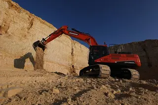 Vorschaubild 2 einer Mietmaschine vom Typ 30 Tons Crawler Excavator | Doosan DX-300LC-5