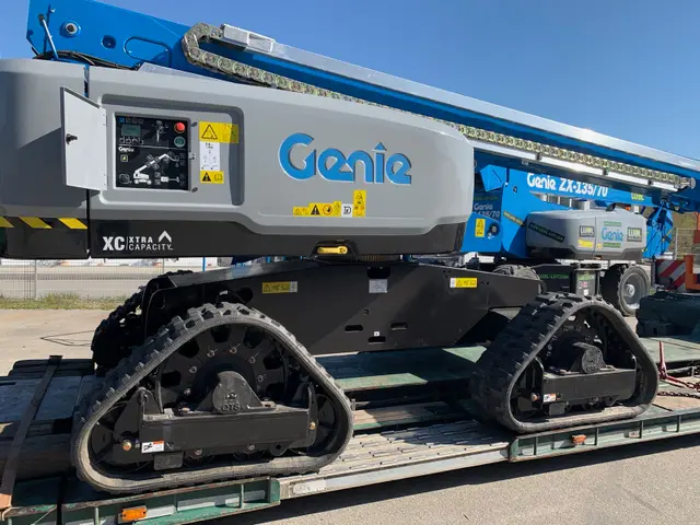 Bild 2 einer Mietmaschine vom Typ TB-218C | Genie S-65 Trax