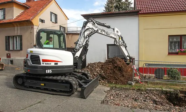 Bild 1 einer Mietmaschine vom Typ 8.5 Tons Compact Excavator | Bobcat E85