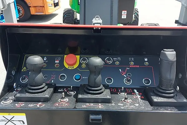 Bild 1 einer Mietmaschine vom Typ GTD-162X | Manitou 160 ATJ Plus