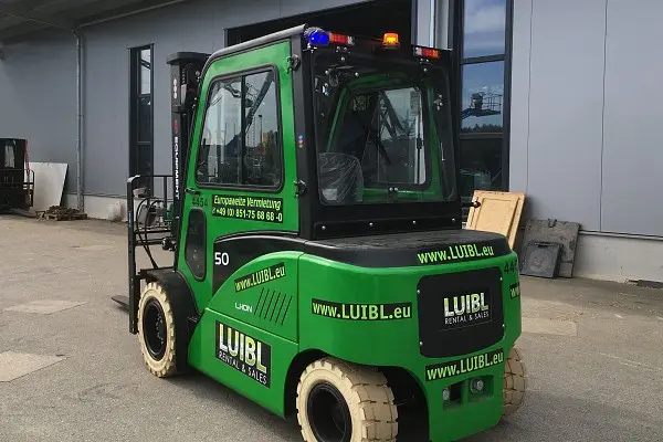 Bild 1 einer Mietmaschine vom Typ 5 Tons Elektro | EP CPD50F8 5000 mm