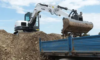 Vorschaubild 3 einer Mietmaschine vom Typ 8.5 Tons Compact Excavator | Bobcat E85