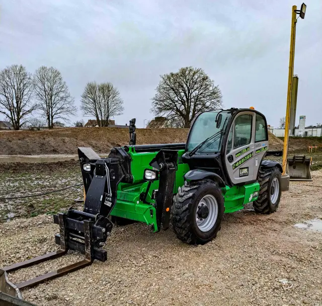 Bild 0 einer Mietmaschine vom Typ TSS-4014 | Manitou MT 1440