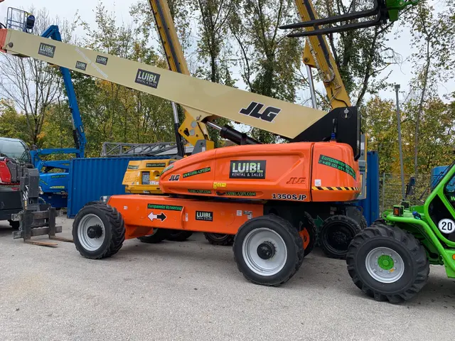 Bild 0 einer Mietmaschine vom Typ TB-433X | JLG 1350SJP