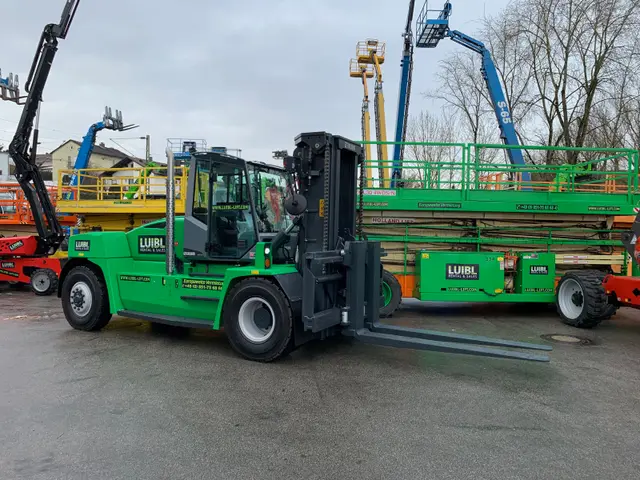 Bild 3 einer Mietmaschine vom Typ 16 Tons Diesel | Kalmar - DCG 160-12T 4500 mm