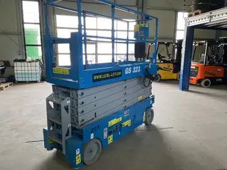 Vorschaubild 2 einer Mietmaschine vom Typ SBE-115N | Genie GS 3232