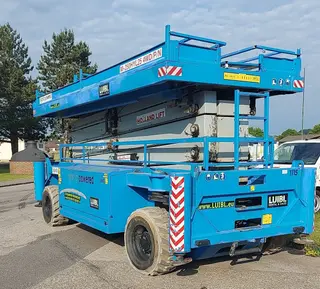 Bild einer Mietmaschine vom Typ SBH-270 | Holland Lift M250HYL25 Combistar 4WD P/N