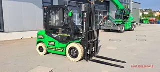 Vorschaubild 4 einer Mietmaschine vom Typ 3,8 Tonnen Elektro Gabelstapler | EP EFL382X5 4500 mm