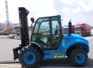 Picture of a rental machine of the type 3 tonne rough terrain forklift | Ausa C300H x4