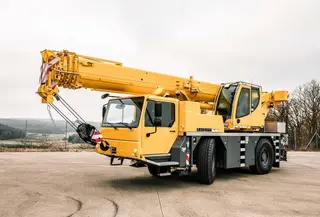 Bild einer Mietmaschine vom Typ Mobilkran 40 Tonnen | Liebherr LTM 1040 2.1