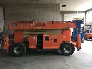 Vorschaubild 3 einer Mietmaschine vom Typ SBD-151 | JLG 4394RT