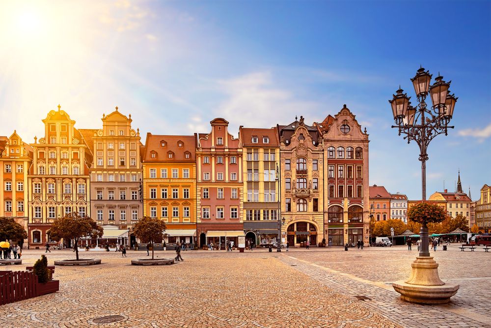 Renting Aerial Work Platforms in Breslau (Wrocław) – Access at Height for Poland's Technology Metropolis