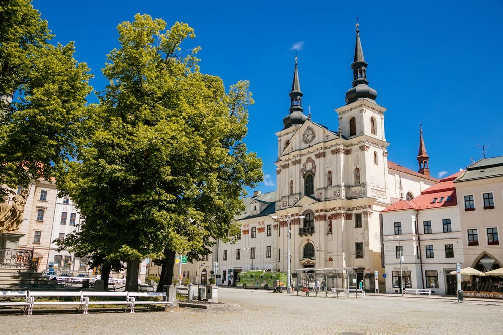 Aerial work platform and construction machinery rental in Jihlava
