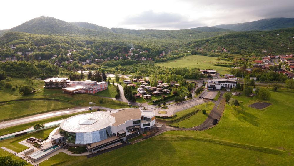 Aerial work platform and construction machinery rental in Michalovce