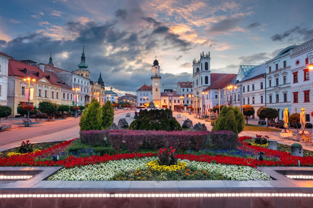 Aerial work platform and construction machinery rental in Povazska Bystrica